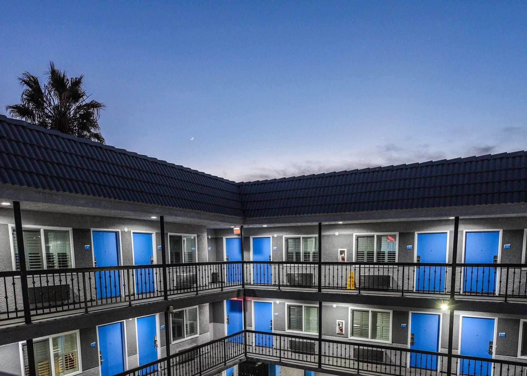 Hollywood Inn Express Lax Inglewood Eksteriør billede